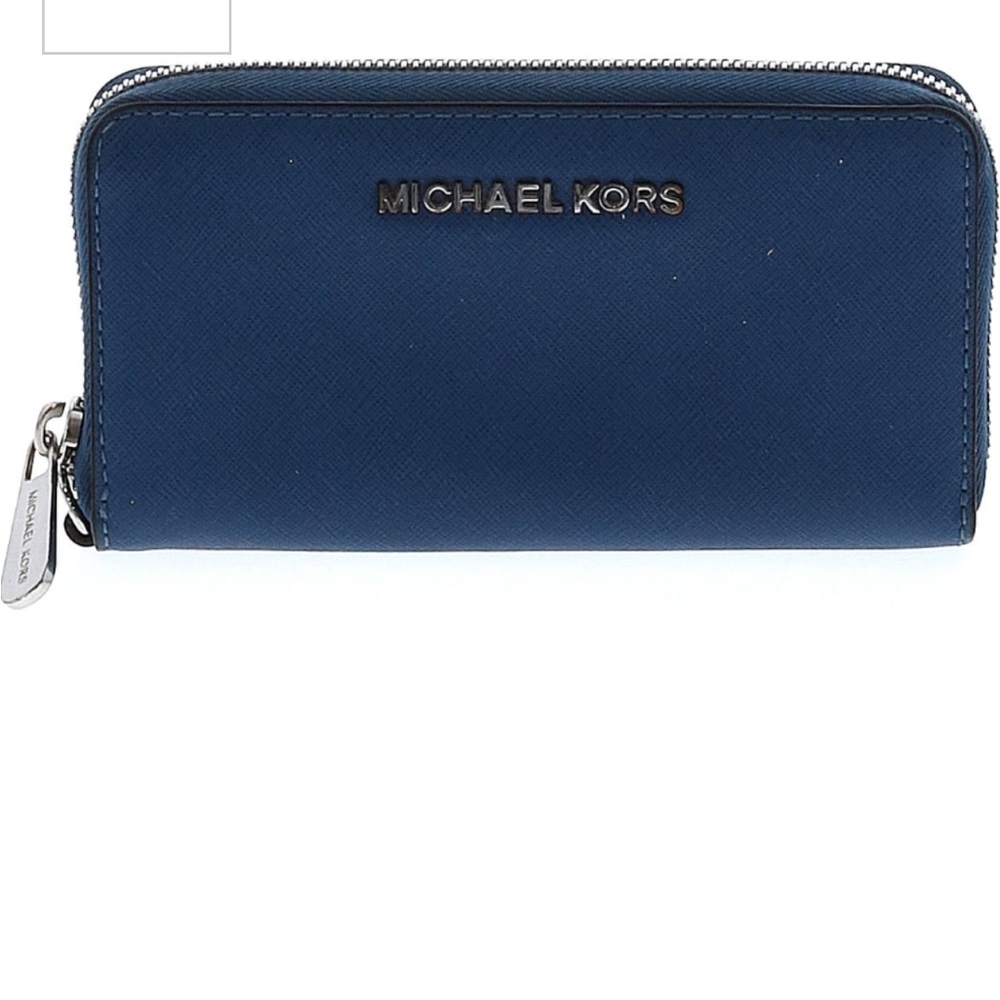 NEVER USED  Michael Kors wrislet